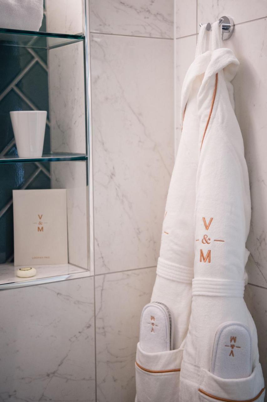 Vintry & Mercer Hotel - Small Luxury Hotels Of The World Londres Exterior foto V&M bathrobe